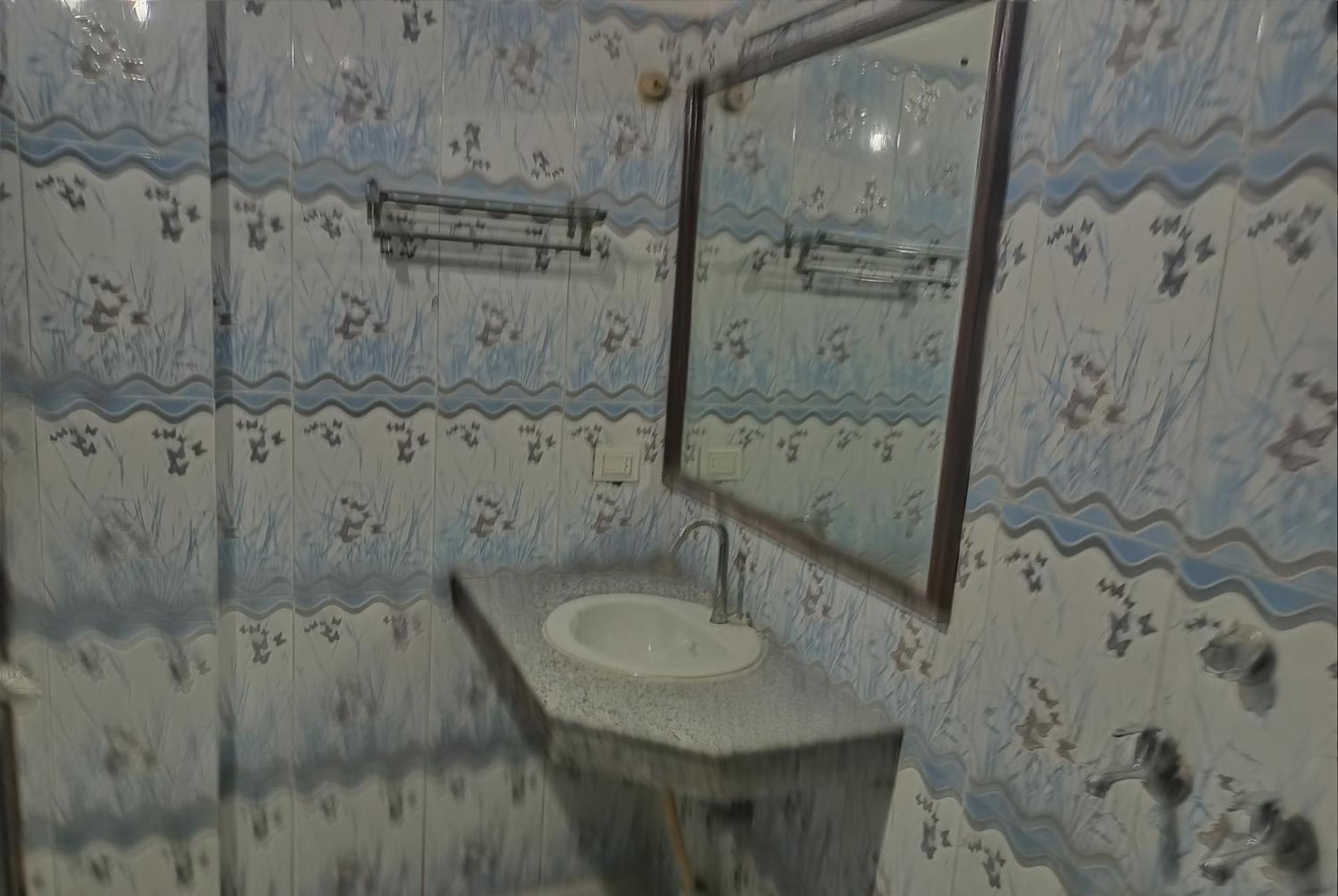 Hotel Riz Varanasi Exteriör bild