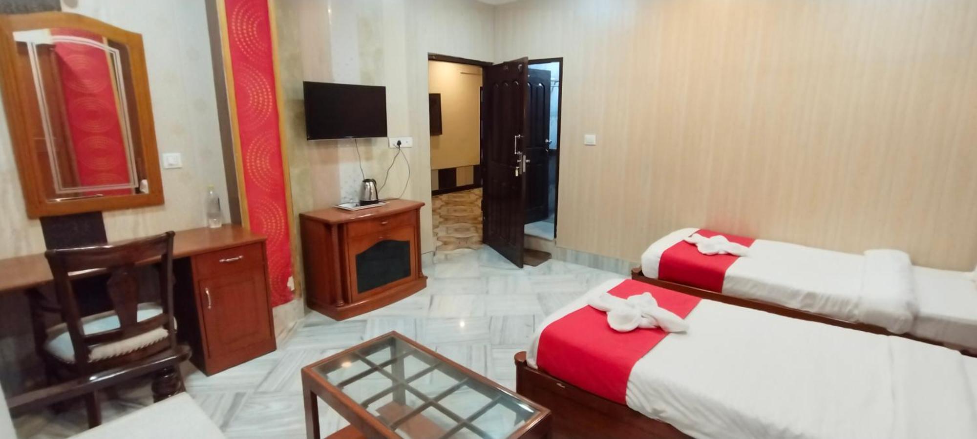 Hotel Riz Varanasi Exteriör bild